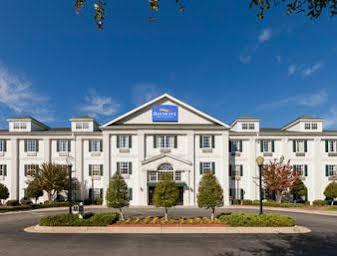Hotel Baymont By Wyndham Oxford 2*