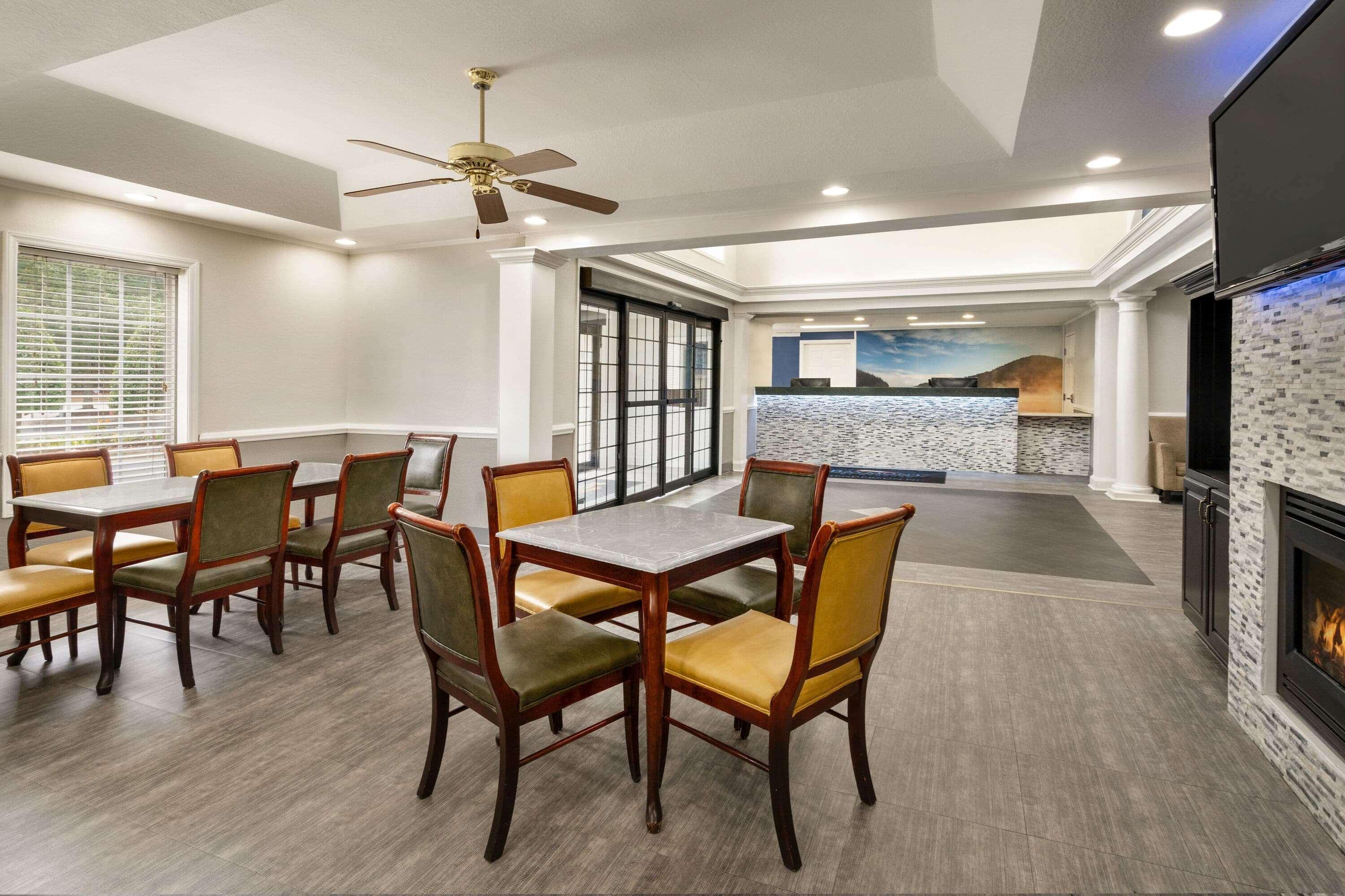 Hotel Baymont By Wyndham Oxford 2*
