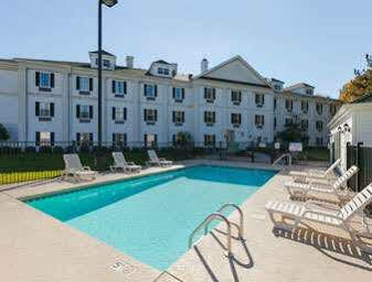 Hotel Baymont By Wyndham Oxford Henderson